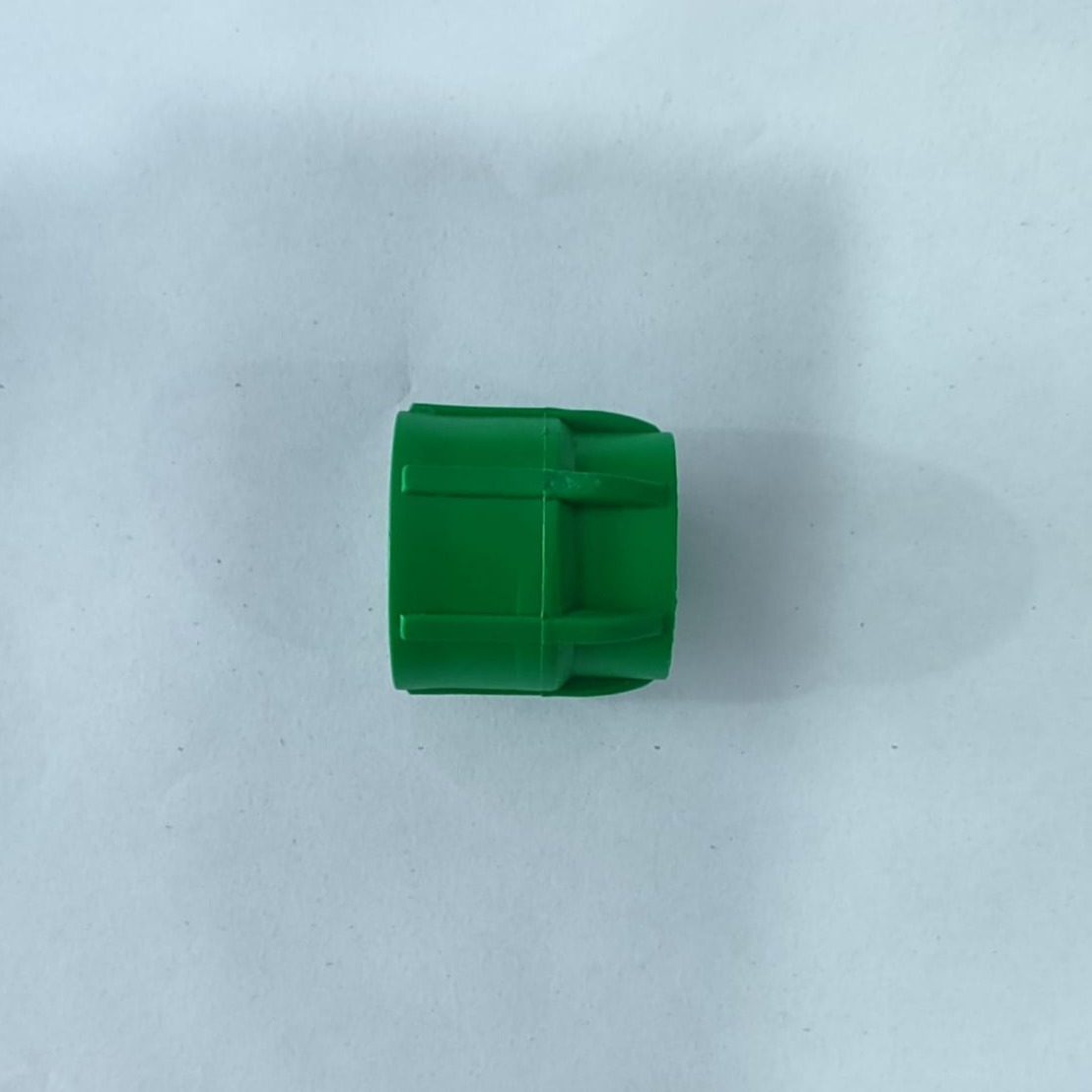 Socket female 32 x/ 1/2